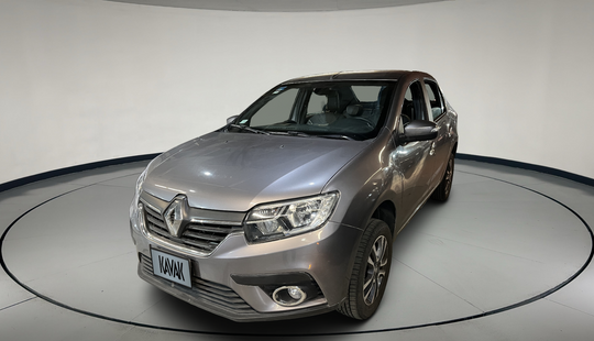 Renault • Logan