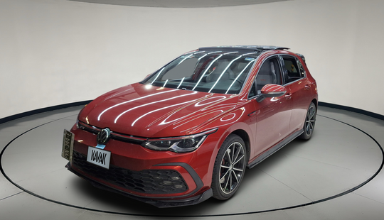 Volkswagen • Golf