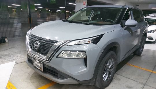 Nissan • X-Trail