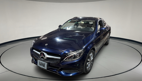 Mercedes Benz • Clase C