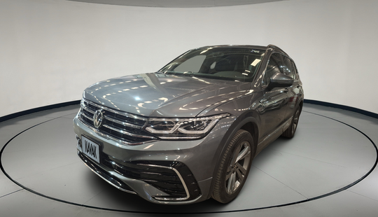 Volkswagen • Tiguan