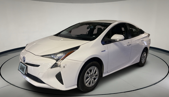 Toyota • Prius