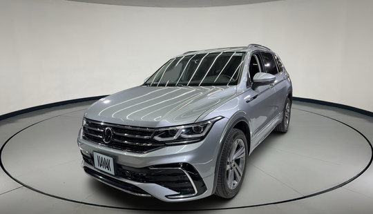 Volkswagen • Tiguan