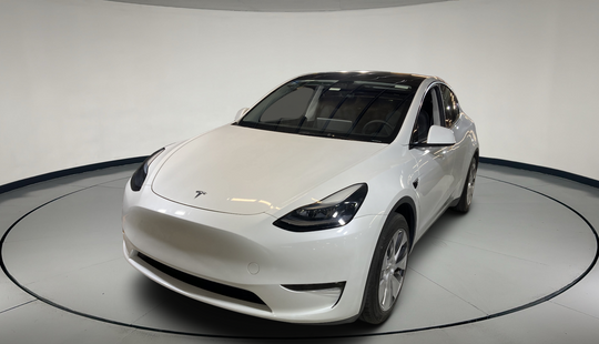 Tesla • Model Y
