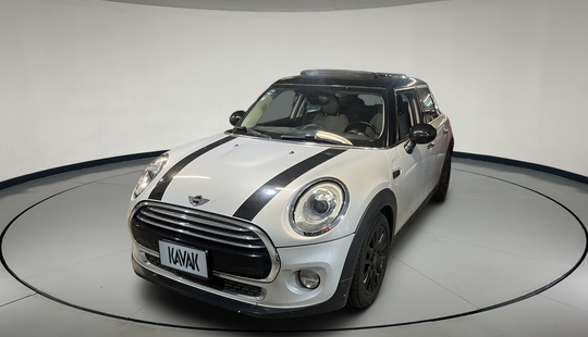 Mini • Cooper