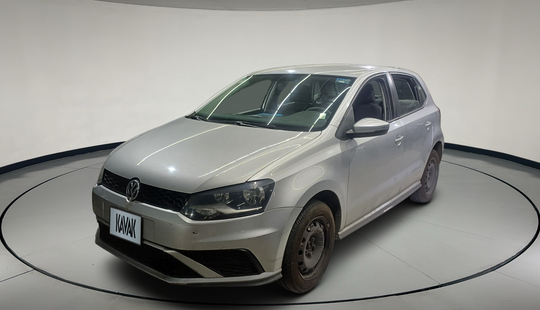 Volkswagen • Polo
