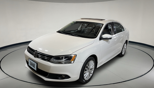 Volkswagen • Jetta