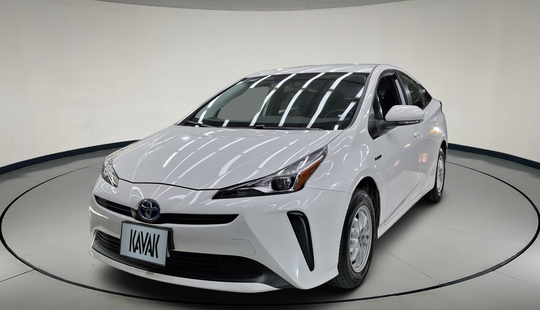 Toyota • Prius