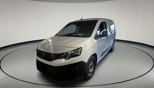 Peugeot • Partner