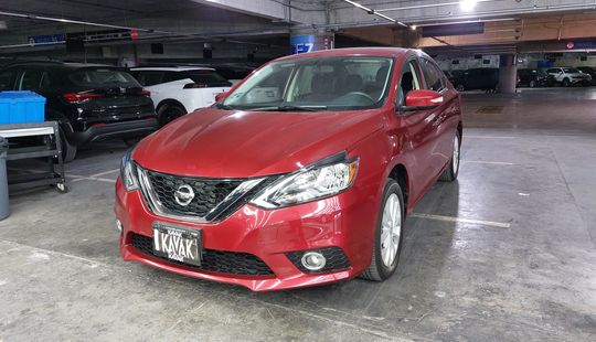 Nissan • Sentra