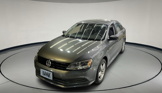 Volkswagen • Jetta