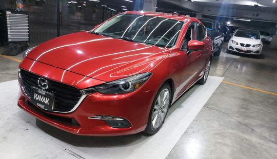 Mazda • Mazda 3