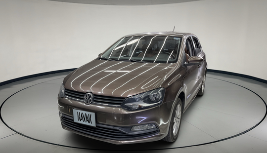 Volkswagen • Polo