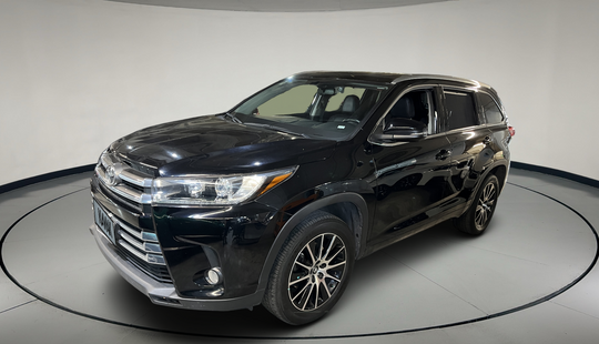 Toyota • Highlander
