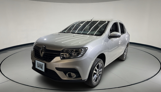 Renault • Logan