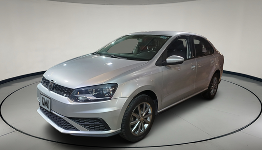 Volkswagen • Vento