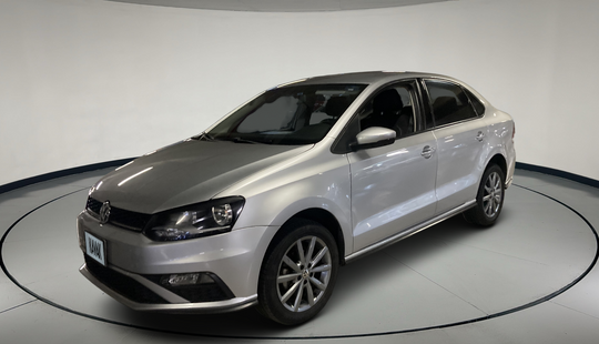 Volkswagen • Vento