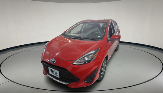 Toyota • Prius C