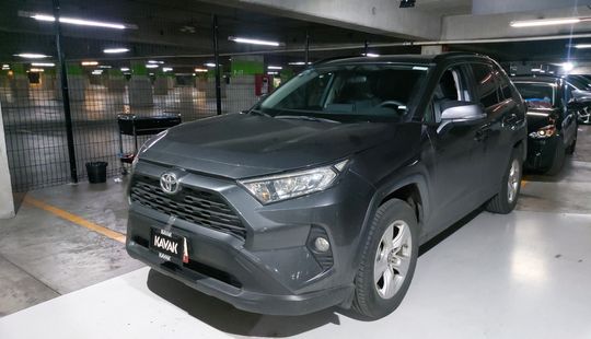 Toyota • RAV4