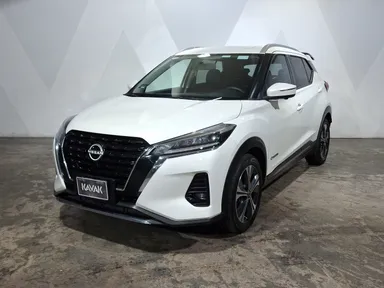 Nissan Kicks Play