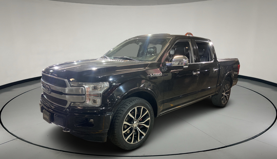 Ford • Lobo