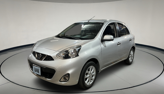 2018 • 98,000 km • Manual