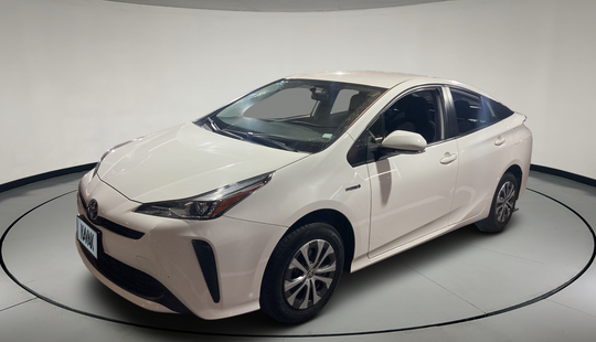 Toyota • Prius
