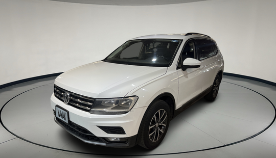 Volkswagen • Tiguan