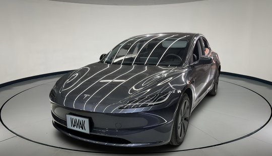 Tesla • Model 3