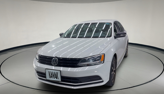 Volkswagen • Jetta