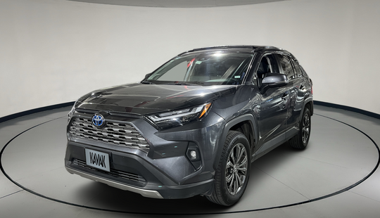 Toyota • RAV4