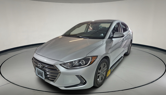 Hyundai • Elantra