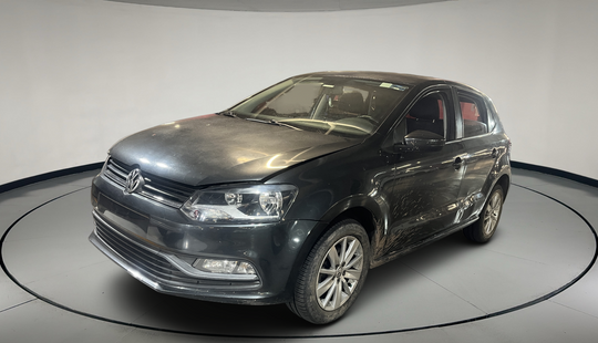 Volkswagen • Polo