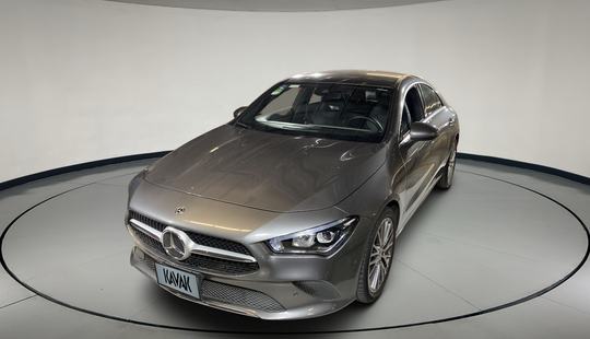 Mercedes Benz • Clase CLA