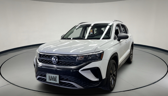 Volkswagen • Taos