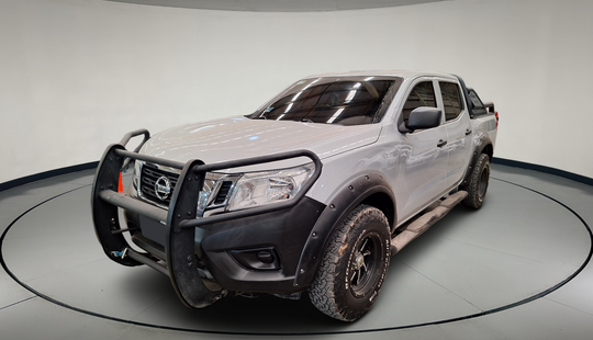 Nissan • NP300