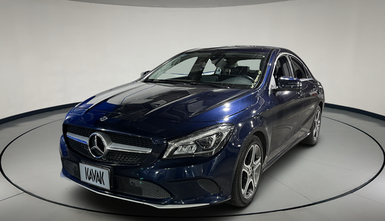 Mercedes Benz • Clase CLA