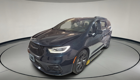 Chrysler • Pacifica