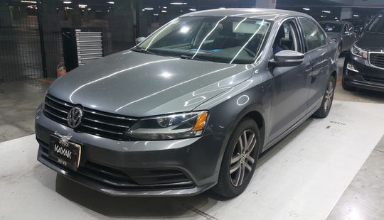 Volkswagen • Jetta