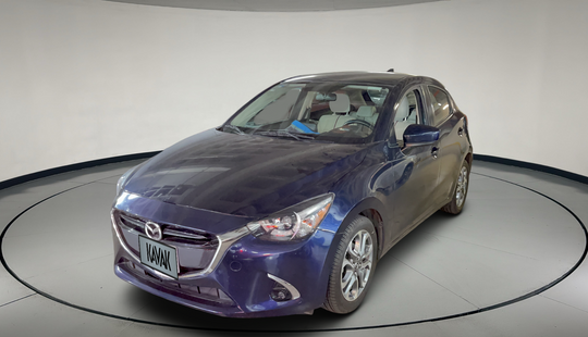 Mazda • Mazda 2