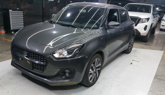Suzuki • Swift