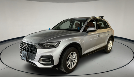 Audi • Q5