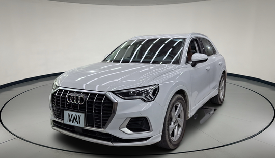 Audi • Q3