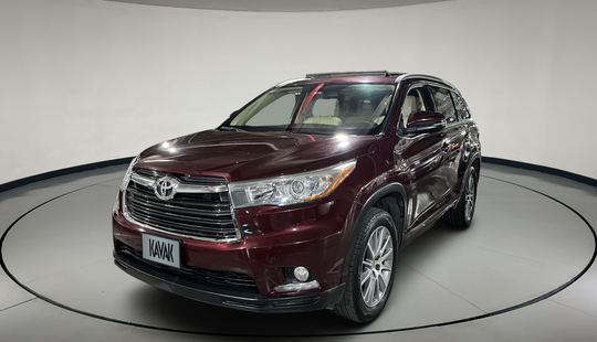 Toyota • Highlander