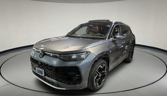 Volkswagen • Tiguan