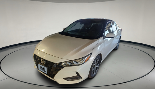 Nissan • Sentra