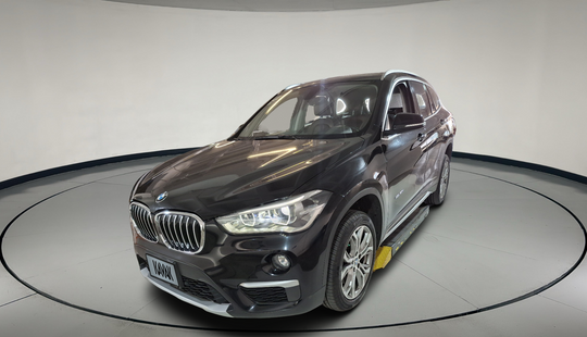 2017 • 50,000 km • Automático