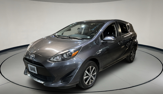 Toyota • Prius C