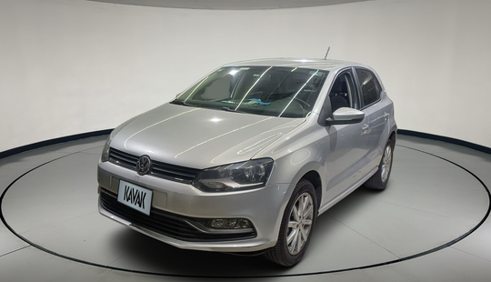 Volkswagen • Polo