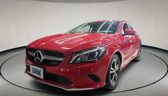 Mercedes Benz • Clase CLA